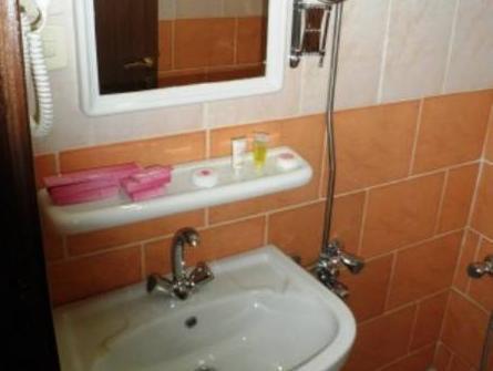 Al Farhan Hotel Suites - Al Salam Riyadh Bagian luar foto