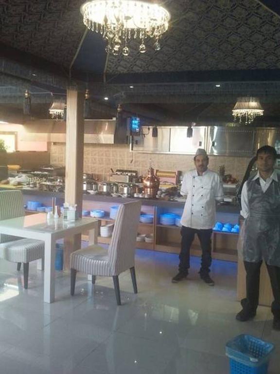 Al Farhan Hotel Suites - Al Salam Riyadh Bagian luar foto